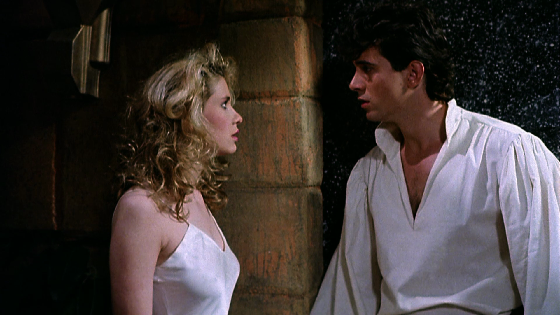 Slave Girls.from.Beyond.Infinity.1987.Full.Moon.Features.BDRemux.1080p.mkv_20251102_133614.731.png