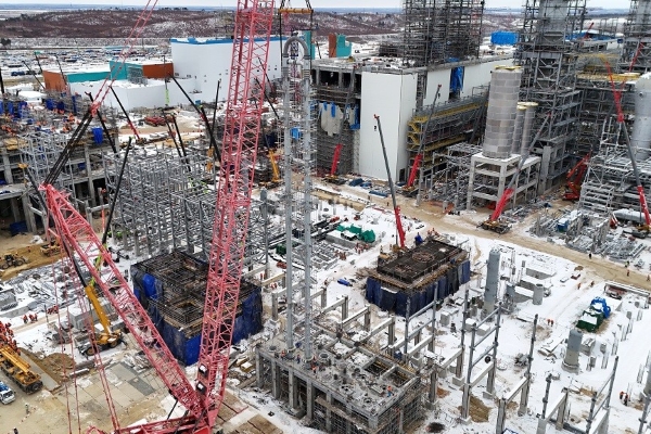 Первый петлевой реактор установили на Амурском ГХК