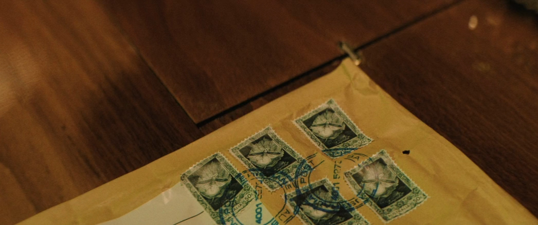 Филателия (2025) WEB-DLRip-AVC_ivanes.mkv_20251121_110236.114.png