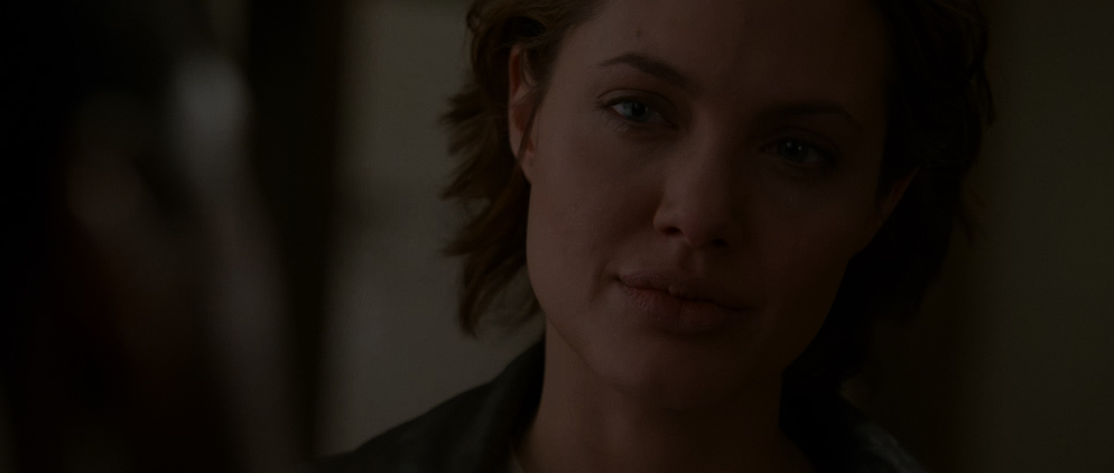 The Bone Collector (1999) BDRip 2160p-NVENC 10 bit [HDR].mkv_snapshot_01.02.54.639.jpg