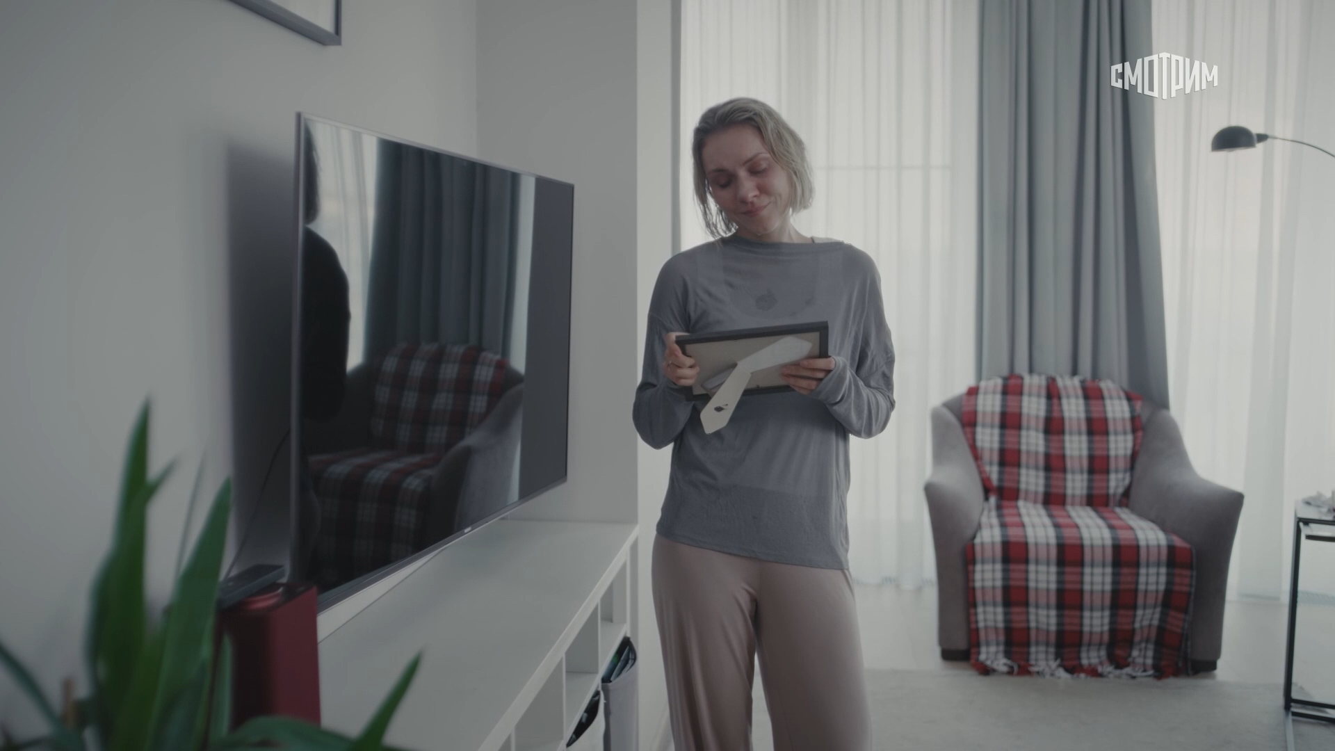 01. Синий камень.2025.WEB-DL 1080p.Files-x.mkv_snapshot_13.48.png