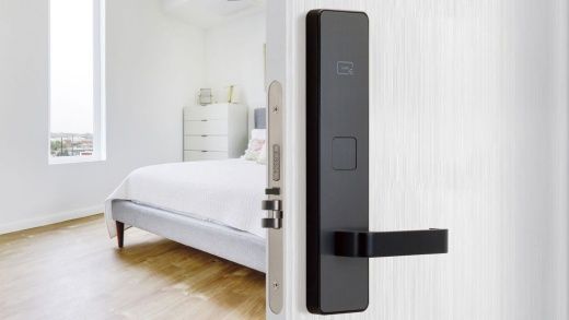 Спокойствие родителей, радость детей: зачем семейному отелю СКУД