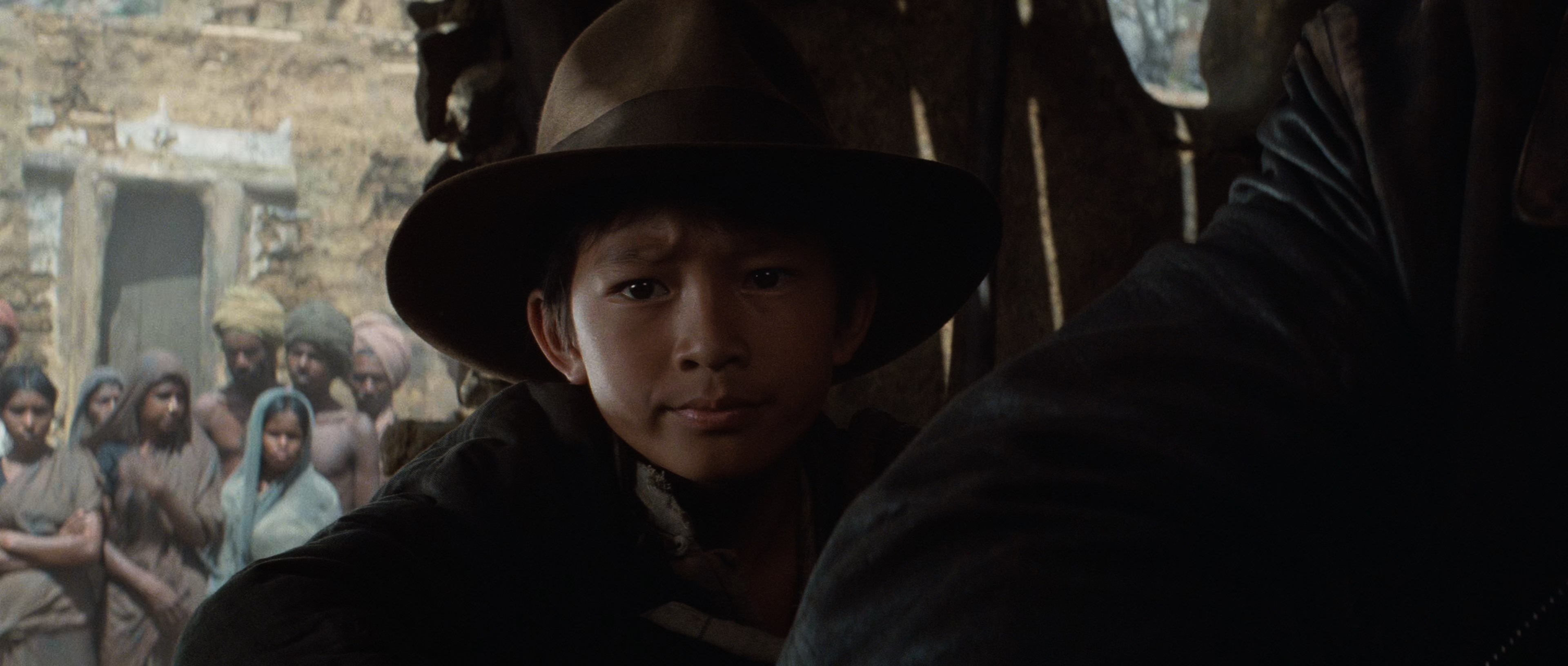 Indiana Jones and the Temple of Doom (1984) BDRip 2160p-NVENC 10 bit [HDR].mkv_snapshot_00.24.01.440.jpg