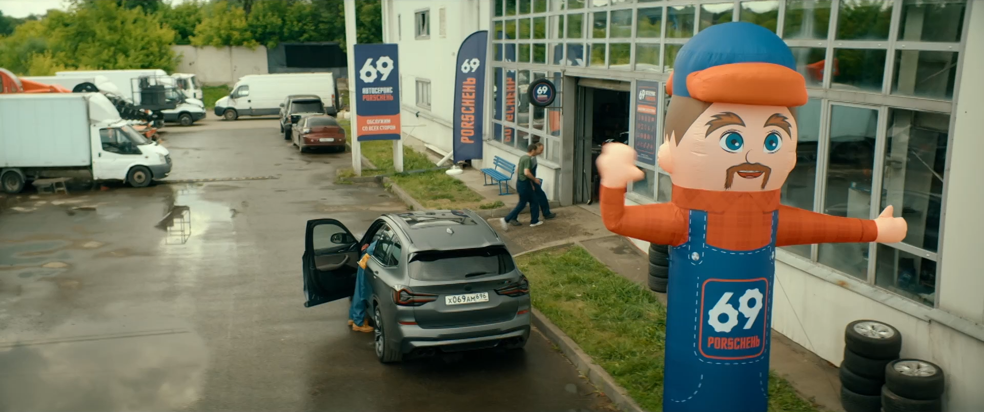 Prazdniki.S00.E01.2023.WEB-DL.1080p.ExKinoRay.mkv_snapshot_04.32.png