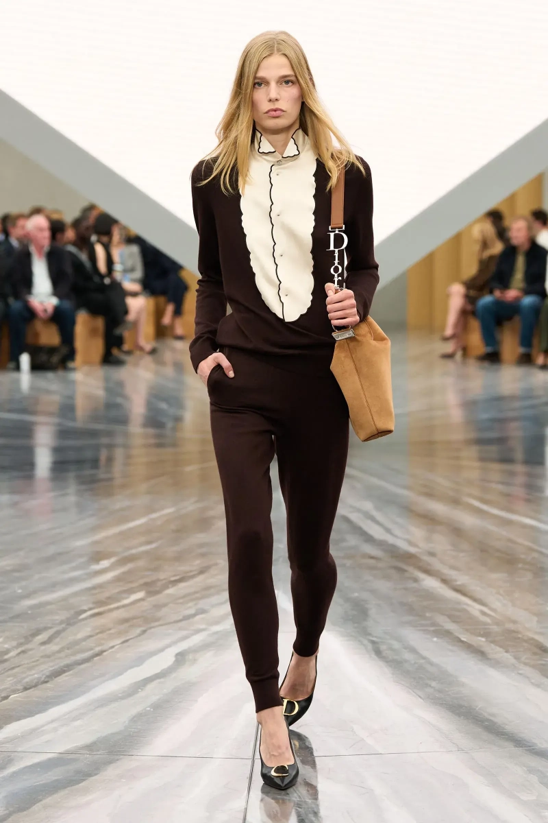 00010-christian-dior-spring-2026-ready-to-wear-credit-gorunway.webp
