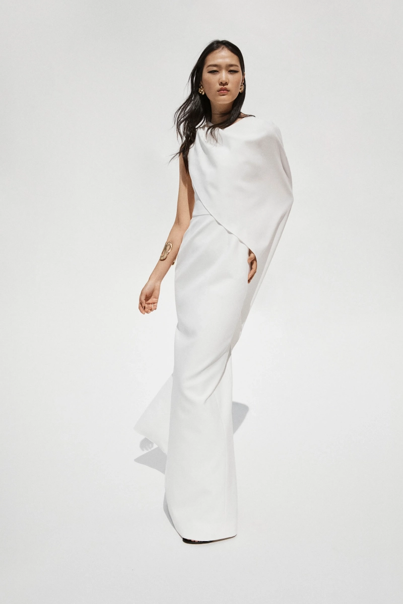 00007-carolina-herrera-resort-2026-credit-brand.webp