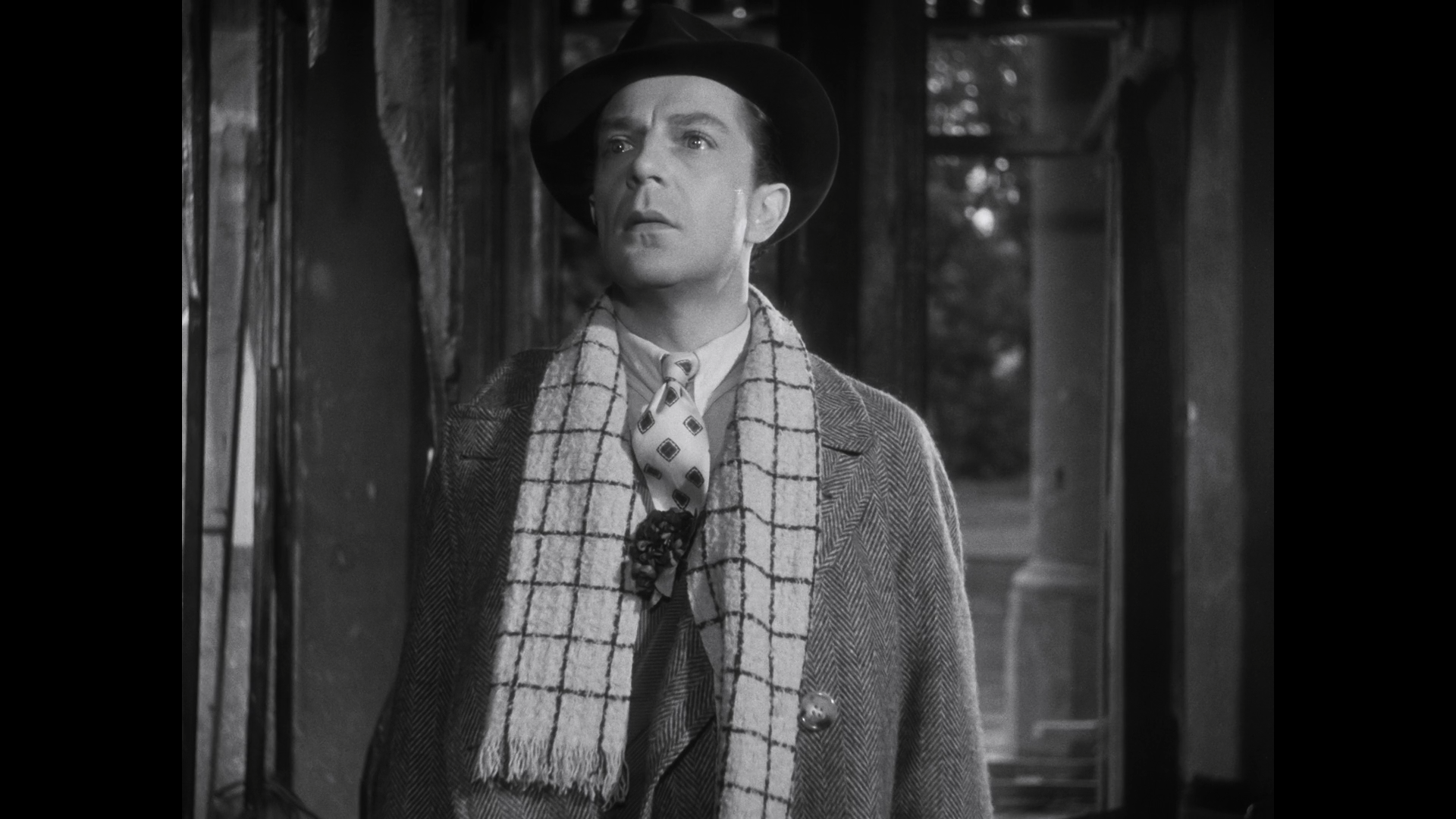 Between.Yesterday.and.Tomorrow .1947.BDRemux.1080p.mkv_snapshot_00.04.21.876.png