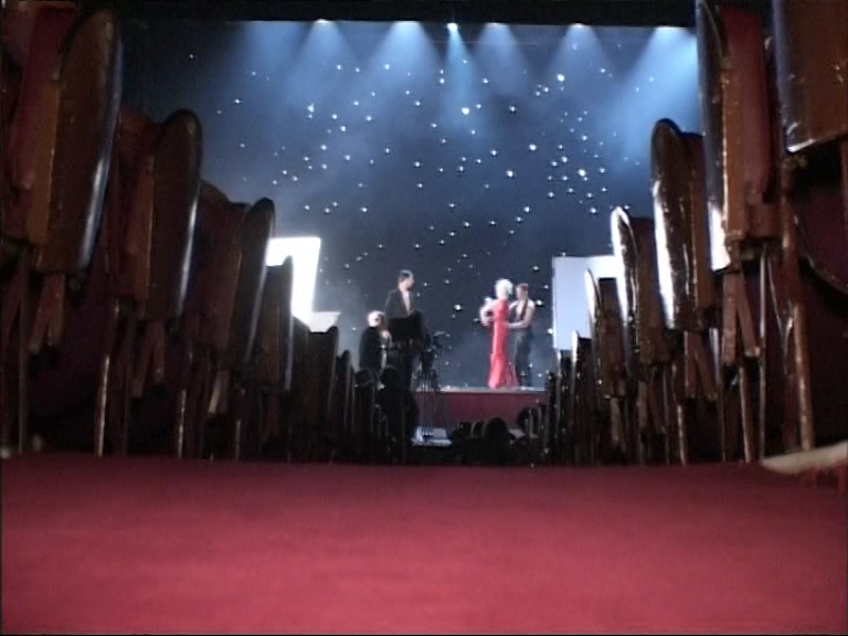 dvd_snapshot_00.08.320.png