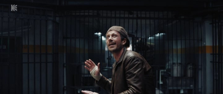 01.Майор Гром. Игра против правил.2025.WEB-DLRip.Files-x.avi_snapshot_13.43.png