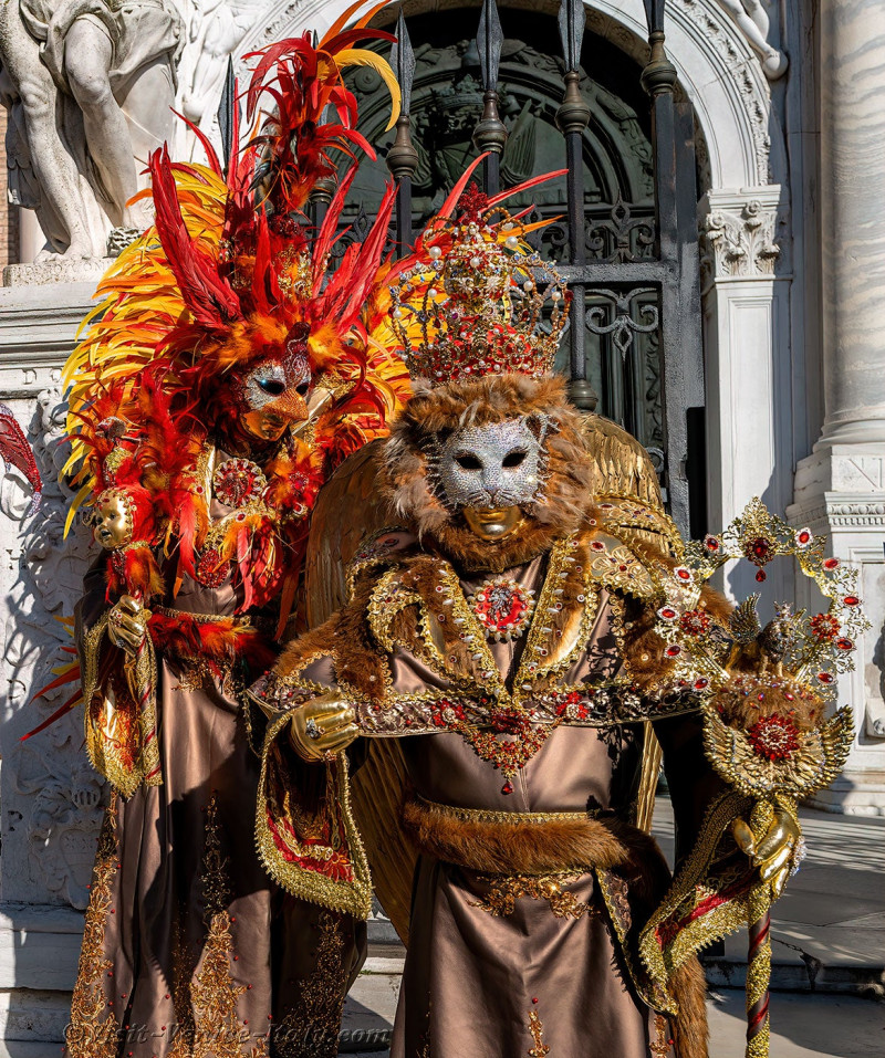 venice-carnival-mask-costume-arsenal-305.jpg