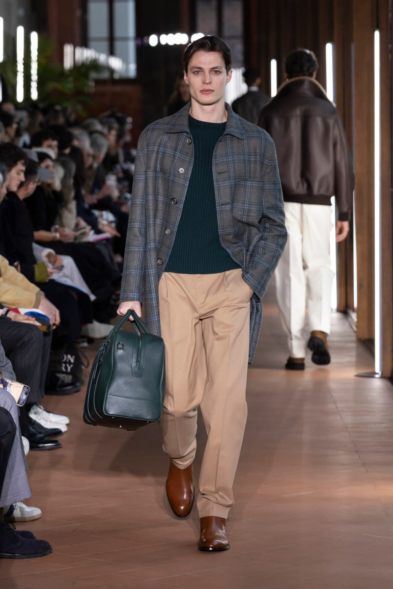 isaia-men-fw26-rtw-r-ctsy-0020.jpg