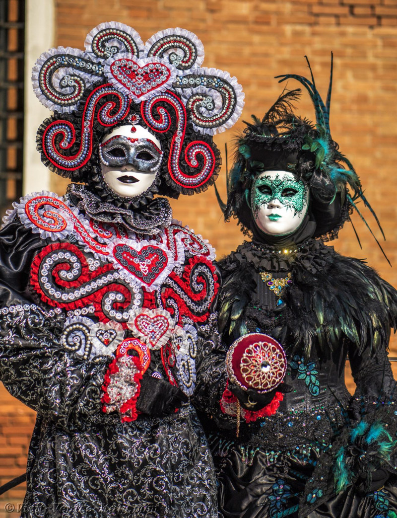 venice-carnival-mask-costume-0470.jpg