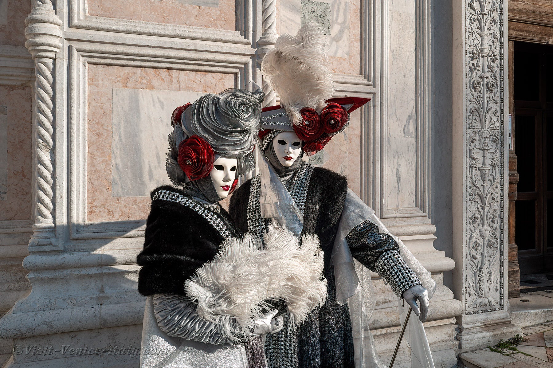 carnival-venice-2024-costume-masks-022.jpg