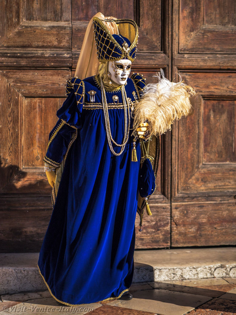 venice-carnival-mask-costume-0576.jpg