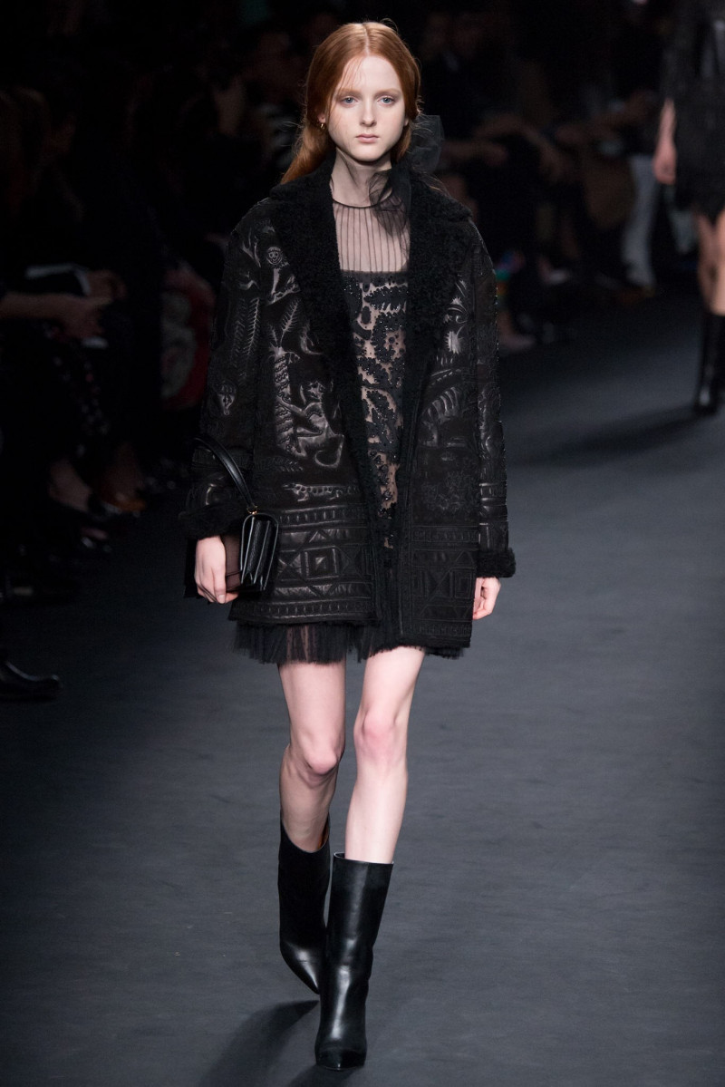 049-valentino.jpg
