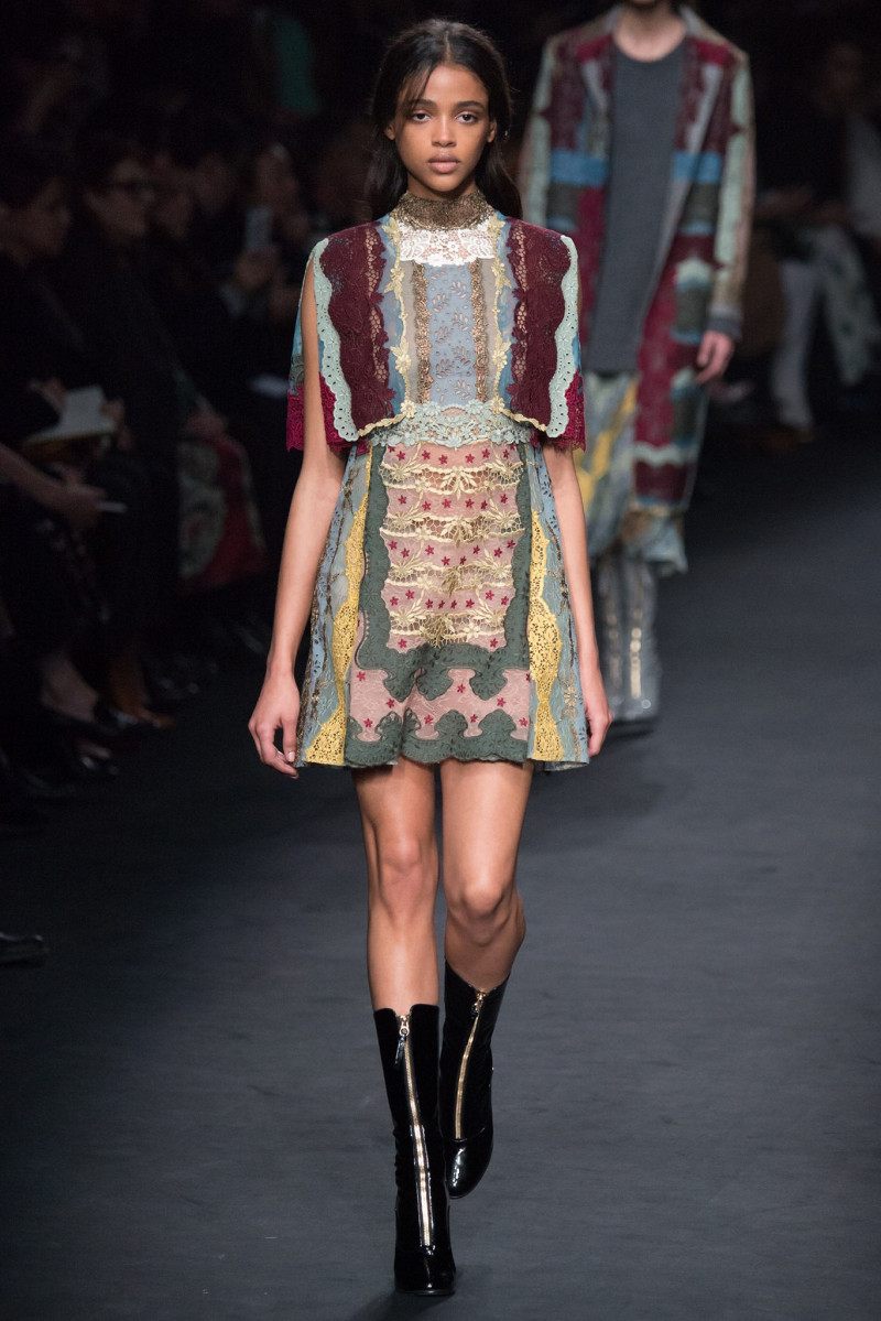 022-valentino.jpg