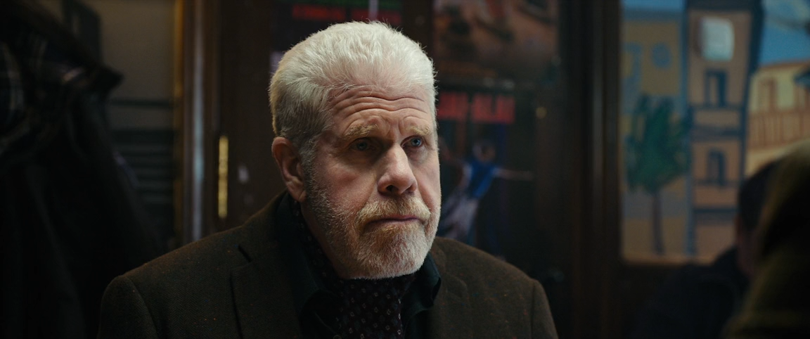 Джентльмен (2025) HDRip-AVC_ivanes.mkv_snapshot_00.02.23.352.png