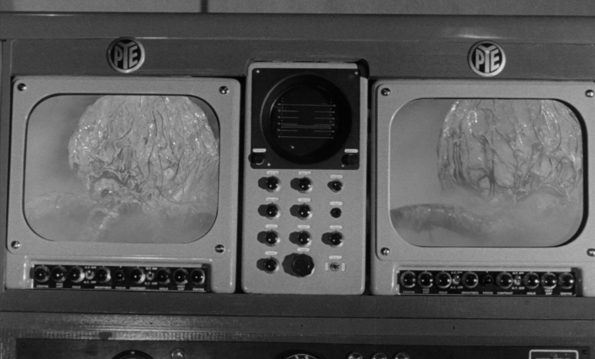 Ужас Тролленберга.1958.BDRip 720p msltel.mkv_snapshot_01.16.09.837.jpg