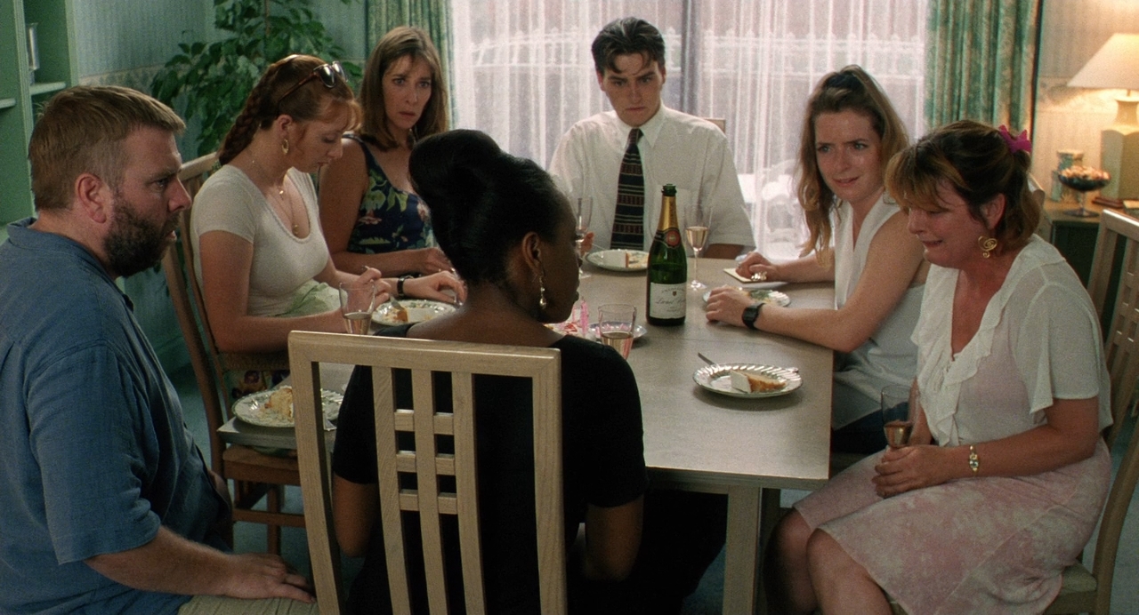 Тайны и ложь.1996.BDRip 720p msltel.mkv_snapshot_02.04.07.707.jpg