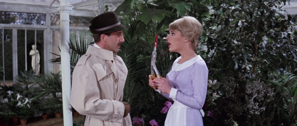 Выстрел в темноте.1964.BDRip AVC msltel.mkv_snapshot_00.39.09.355.jpg