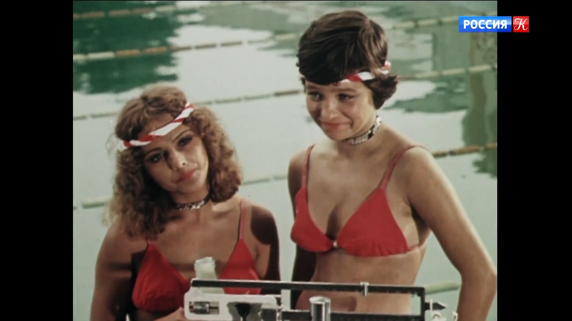 Ирина Юревич, Ольга Кузнецова. Только в мюзик-холле (1980).1.jpg