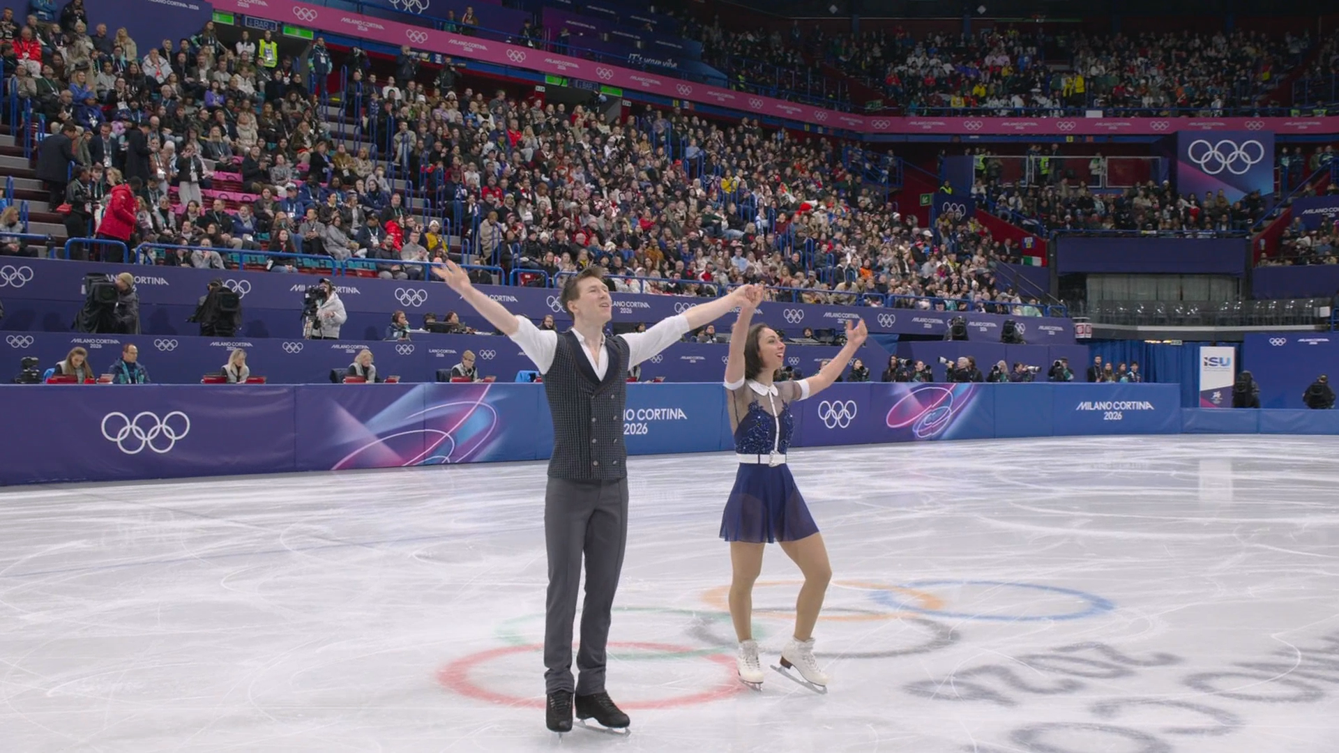 2026 Winter Olympics. Figure Skating. 2026-02-15. Pairs Short Program.mp4_20260217_221325.881.png