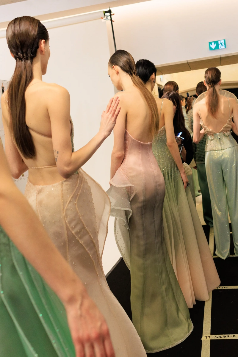GiorgioArmaniPrive_ParisCouturess26_backstage_acielle_27.webp