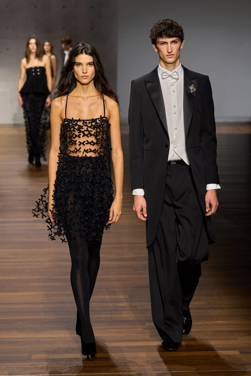00090-emporio-armani-fall-2026-ready-to-wear-credit-gorunway.webp