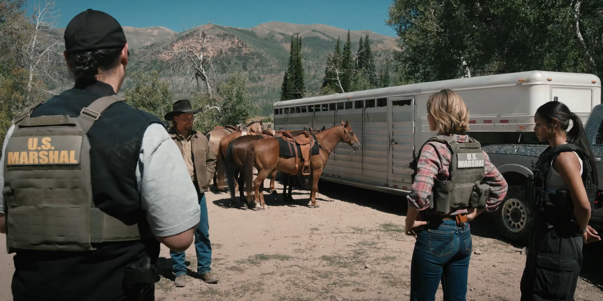 Marshals.S01E01.1080p.Kerob-0002.jpg