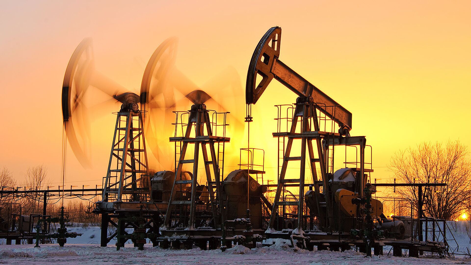 Эксперты объяснили, почему нефтяники заплатили в бюджет по демпферу