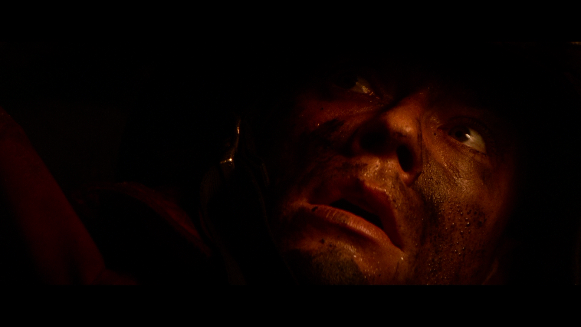 Sudden.Death.1995.Kino Lorber.BDRemux.1080p.mkv_20260307_112009.823.png