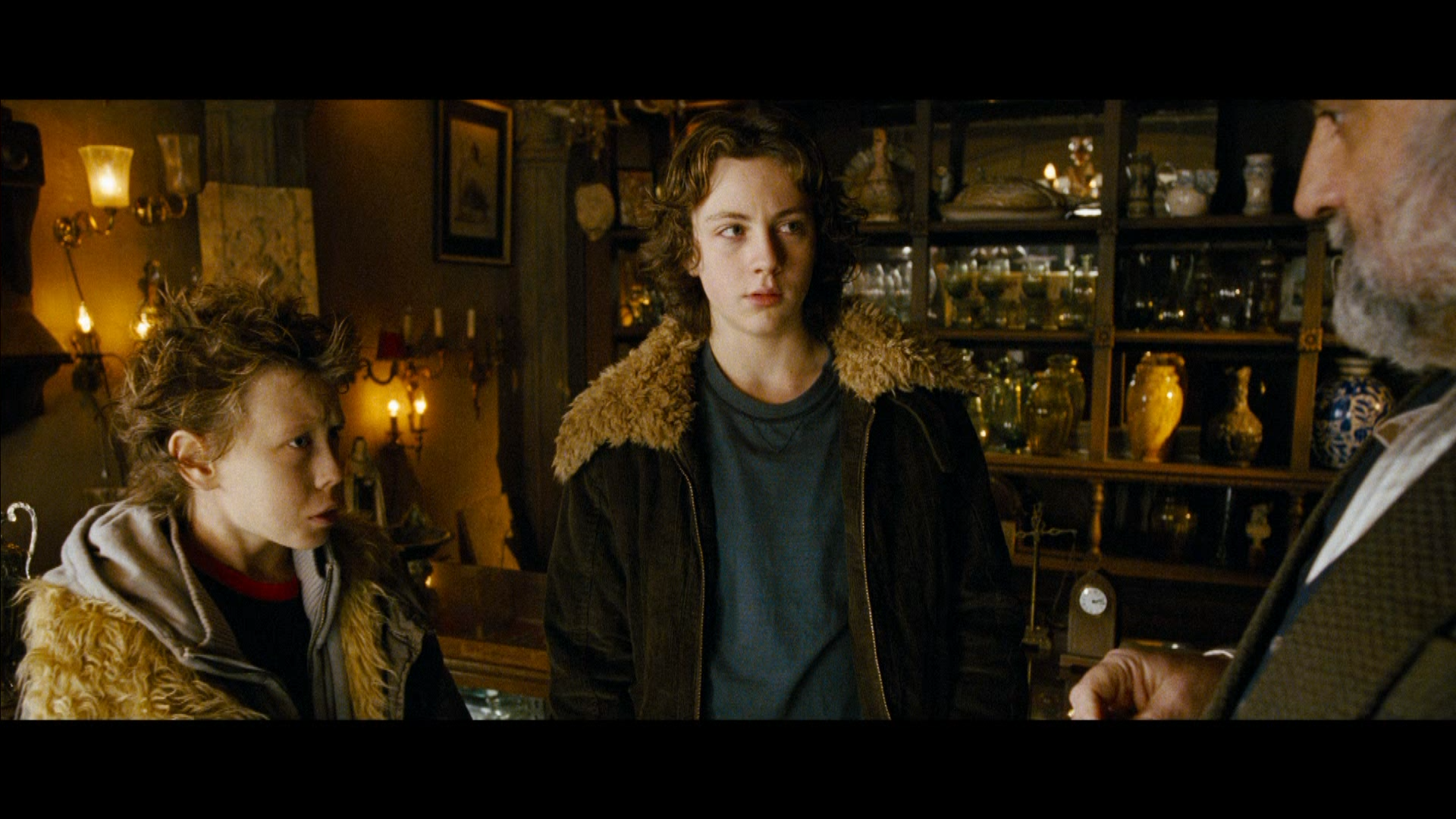 The.Thief.Lord.2006.Bluray.Remux.1080i.VC-1.RUS.ENG.and.En.De.Es.Nl.Fr.sub.mkv_snapshot_00.21.18.png