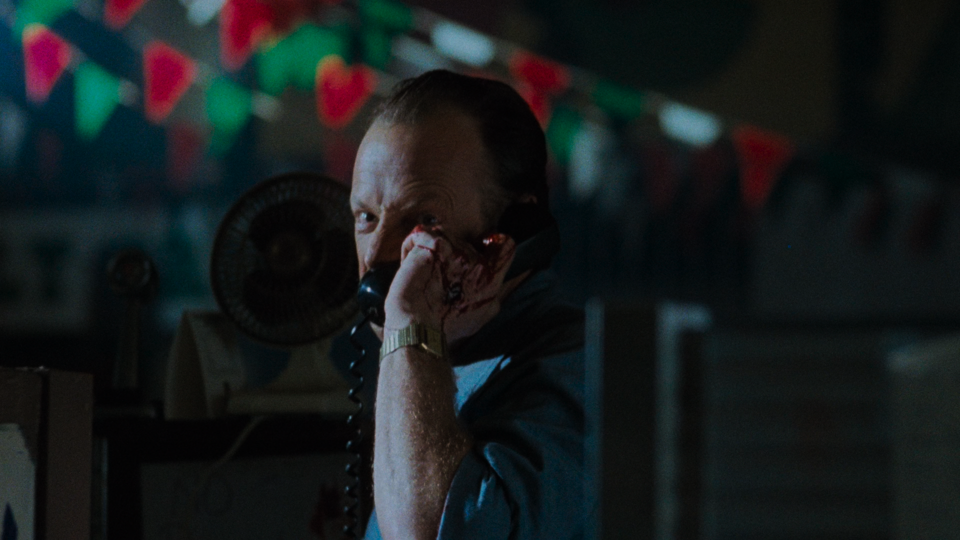 Intruder (1989).mkv_snapshot_01.07.46.png