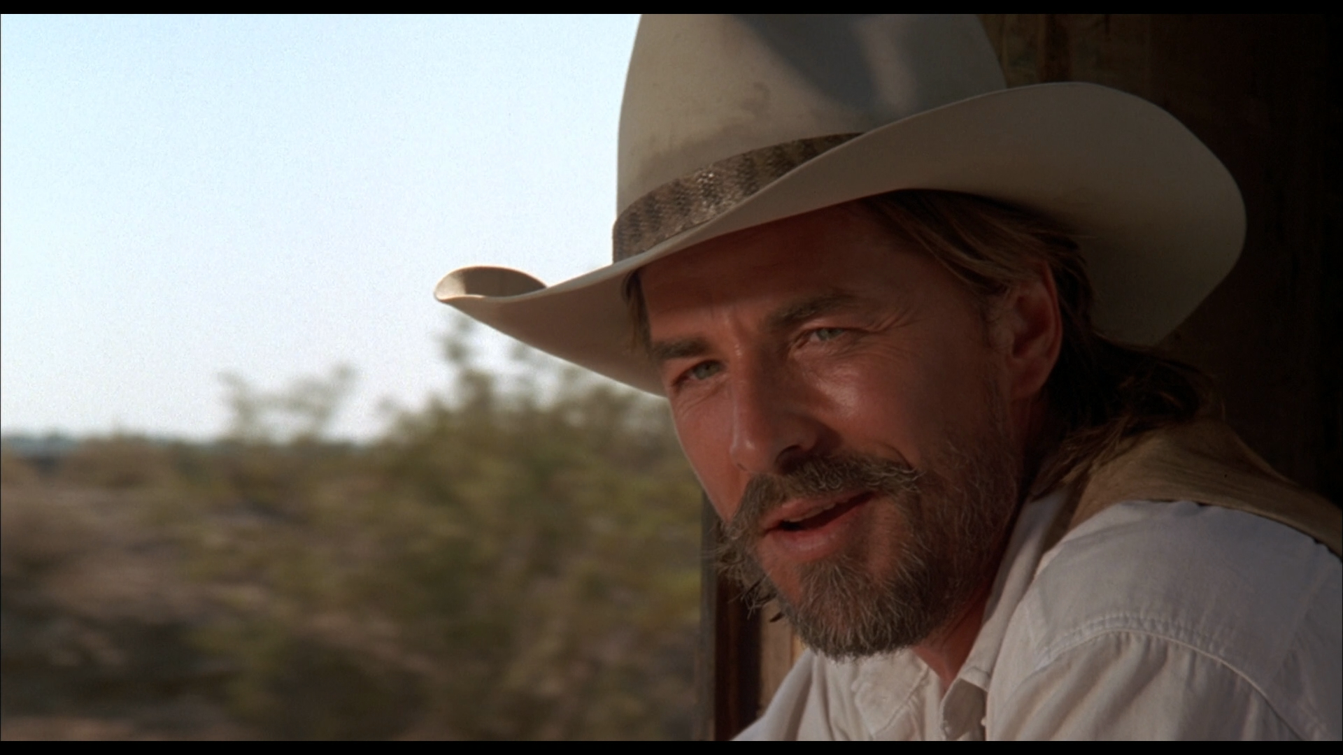 Harley Davidson and the Marlboro Man_1991г_Don Johnson  Mickey Rourke.mkv_20260318_004127.515.png