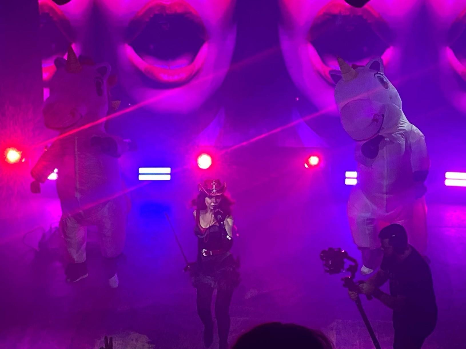 Концерт группы «Винтаж» в Перми: как звезды нулевых взаимодействуют с публикой