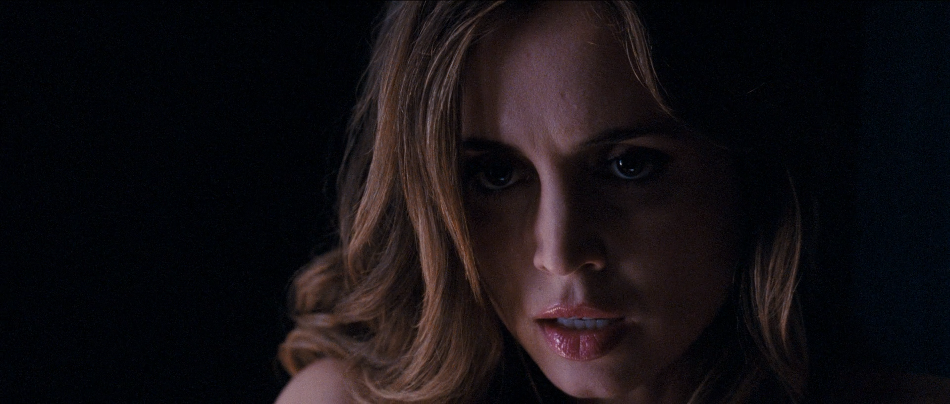 Locked.In.2010.WEB.1080p.AMZN-ylnian.mkv_snapshot_00.57.04.122.png