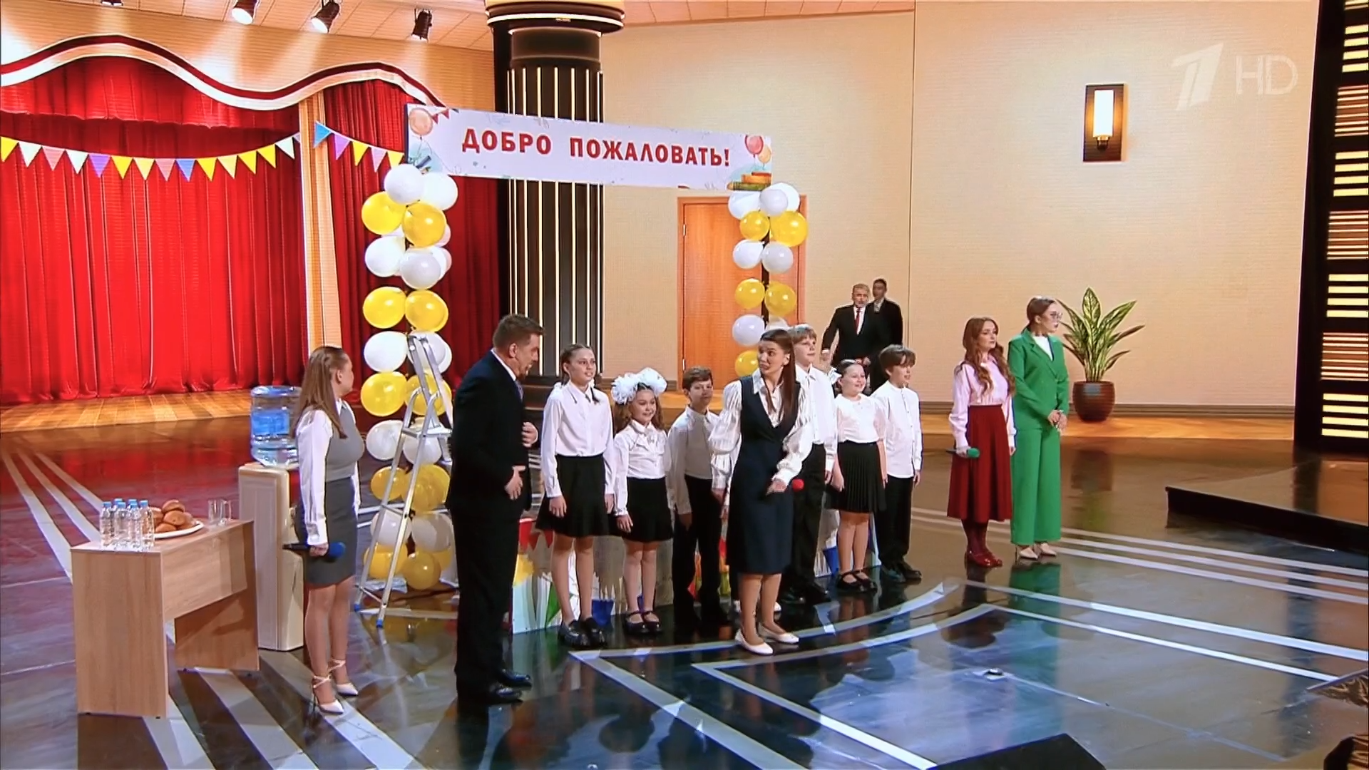 КВН 2026. Вторая 1_8 финала.ts_snapshot_01.44.52.923.png