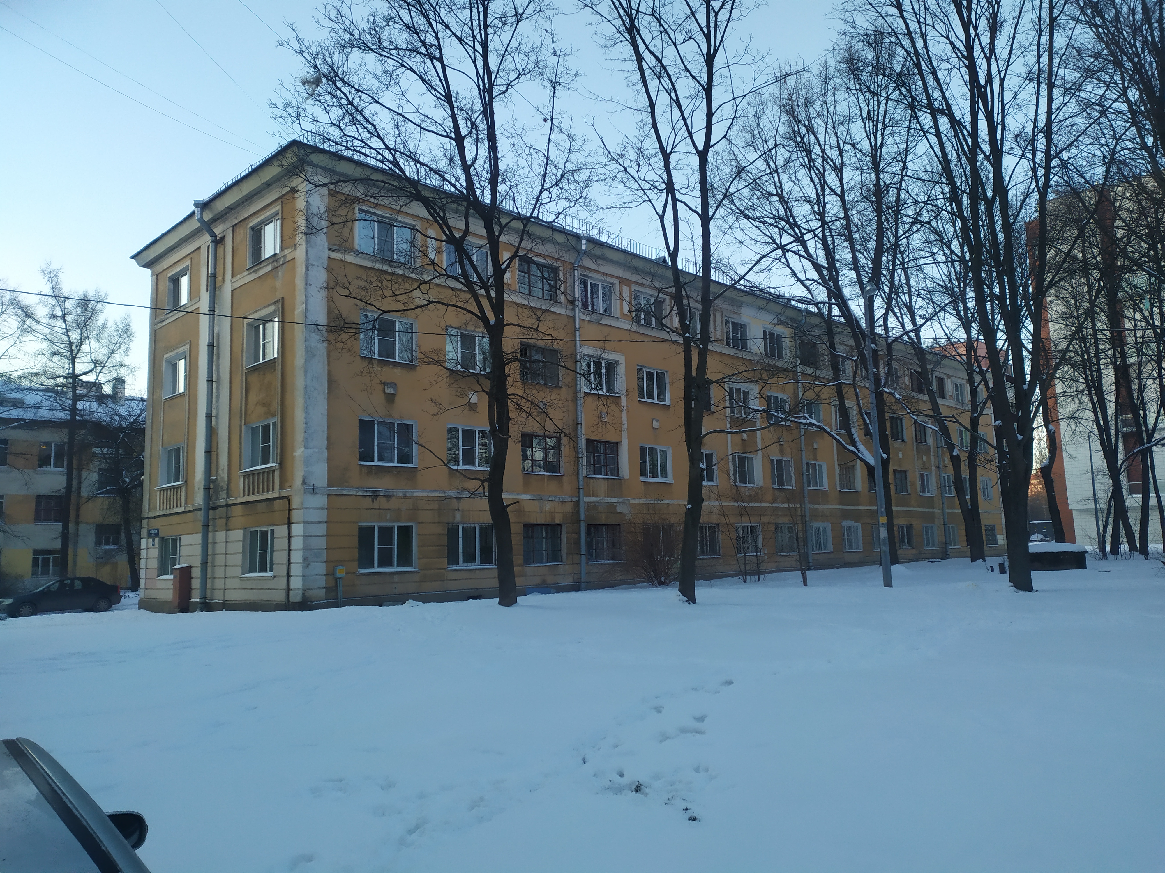 Октябрьская наб. 98к2_4.JPG
