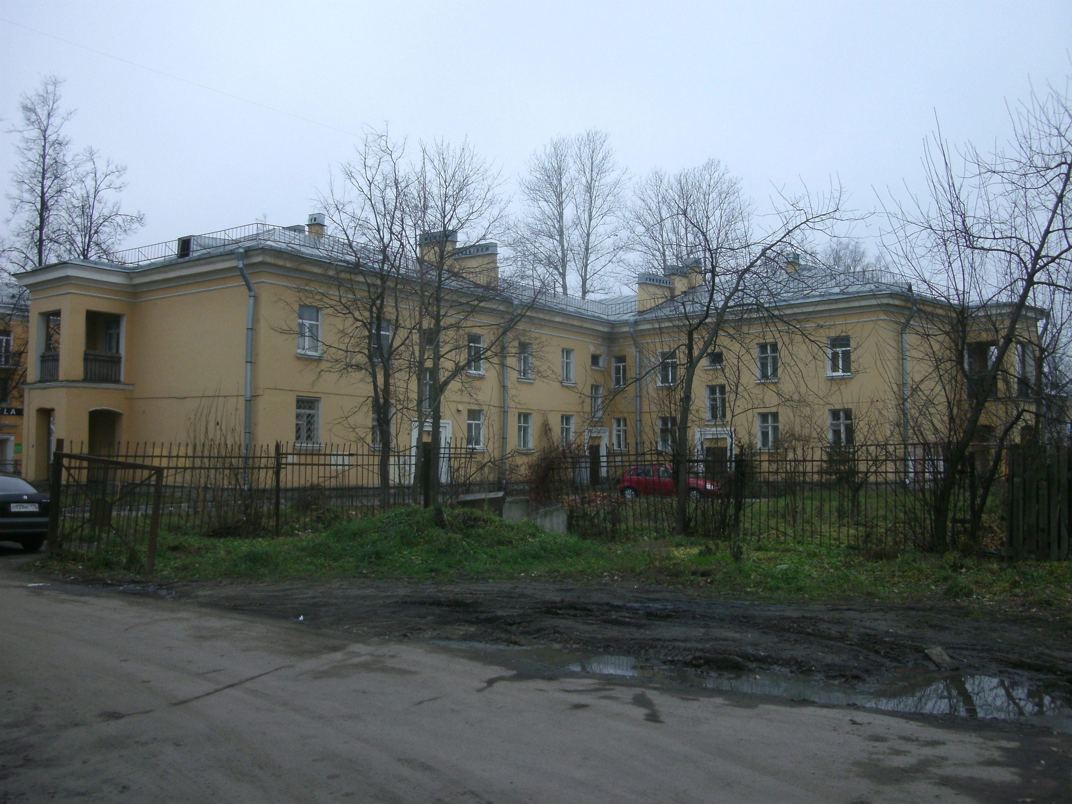 Металлострой, Пионерская 3_5.JPG