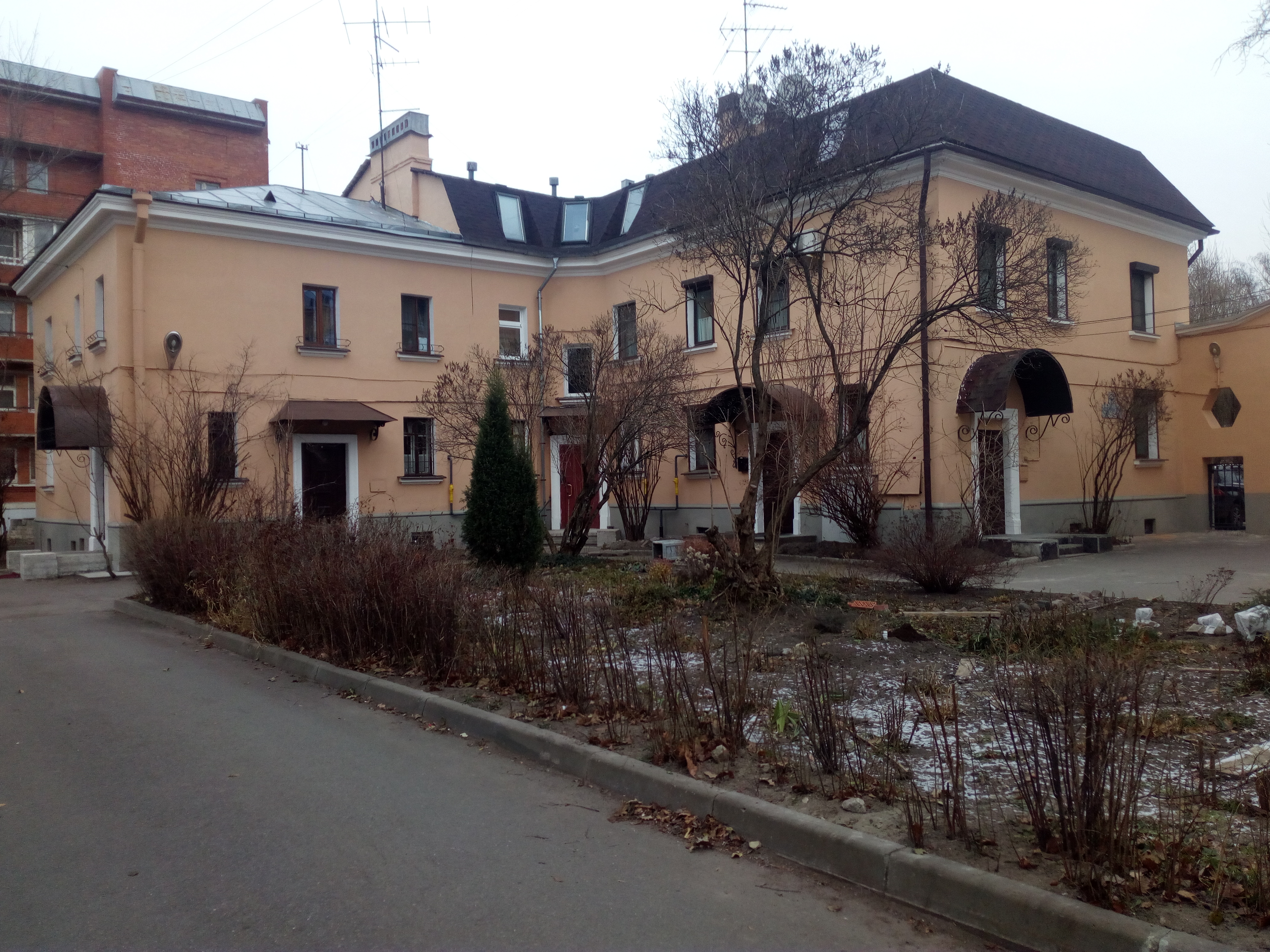 Дибуновская ул., 25к2 Дибуновская ул., 25к2
