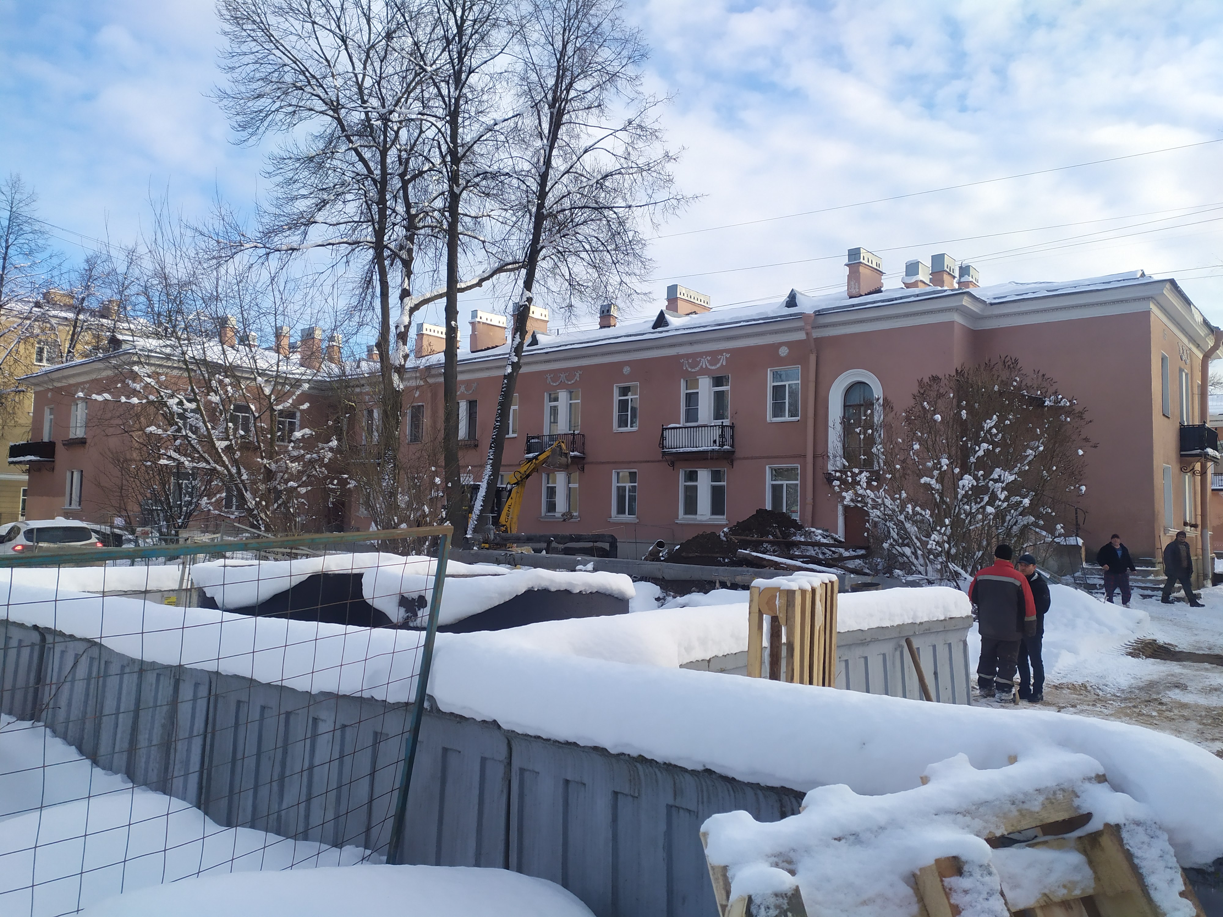 Колпино, Труда 18;10_5.JPG