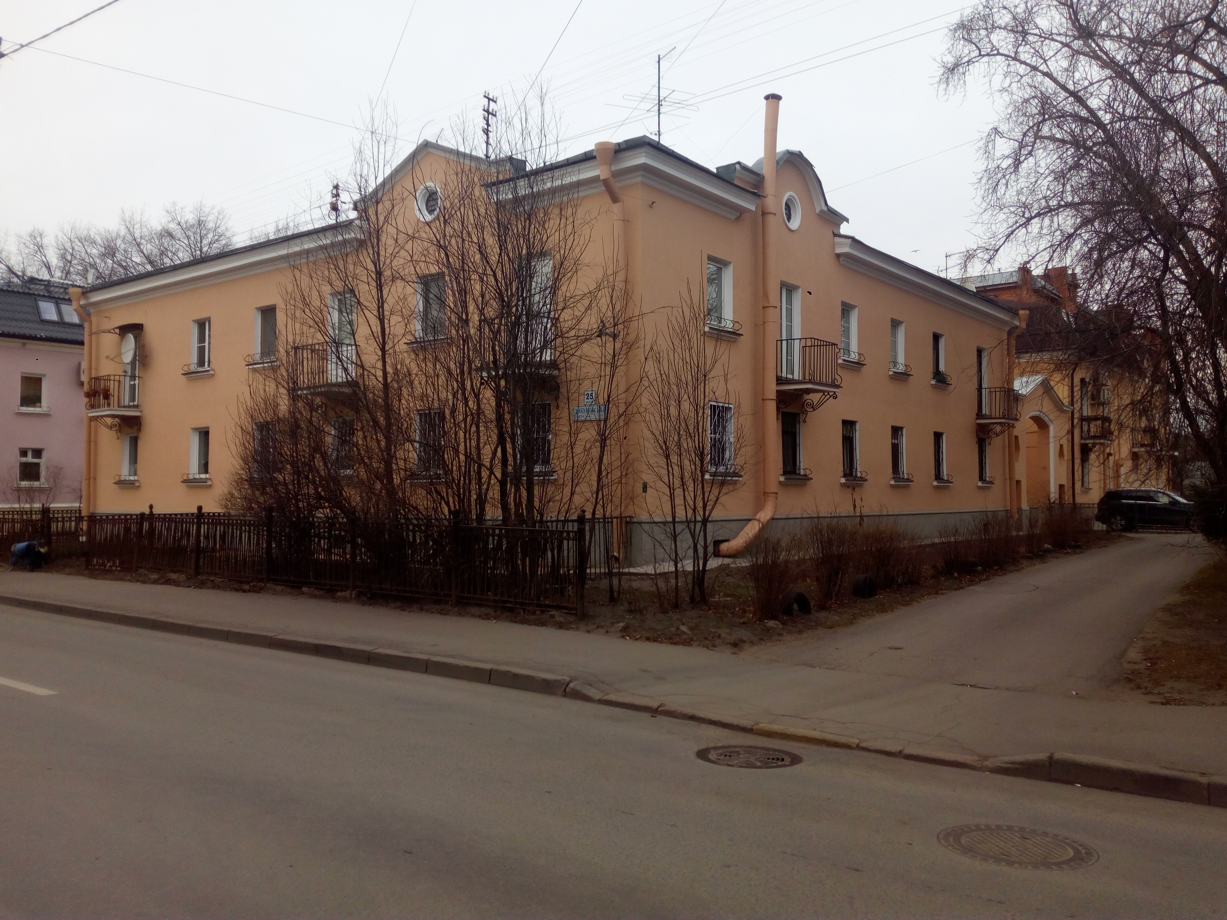 Дибуновская ул., 25к1 Дибуновская ул., 25к1