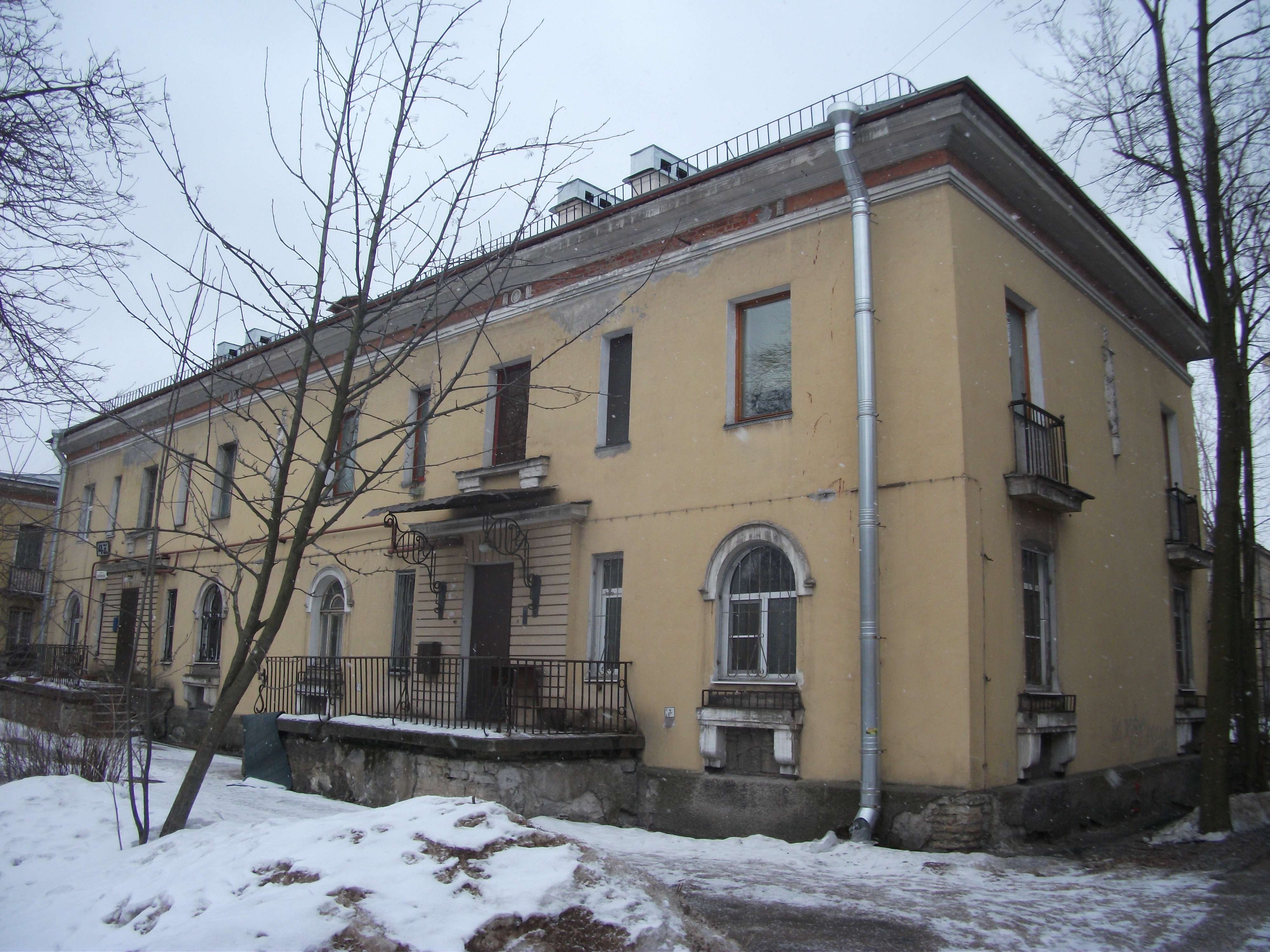 ул. Бабушкина, 43к2