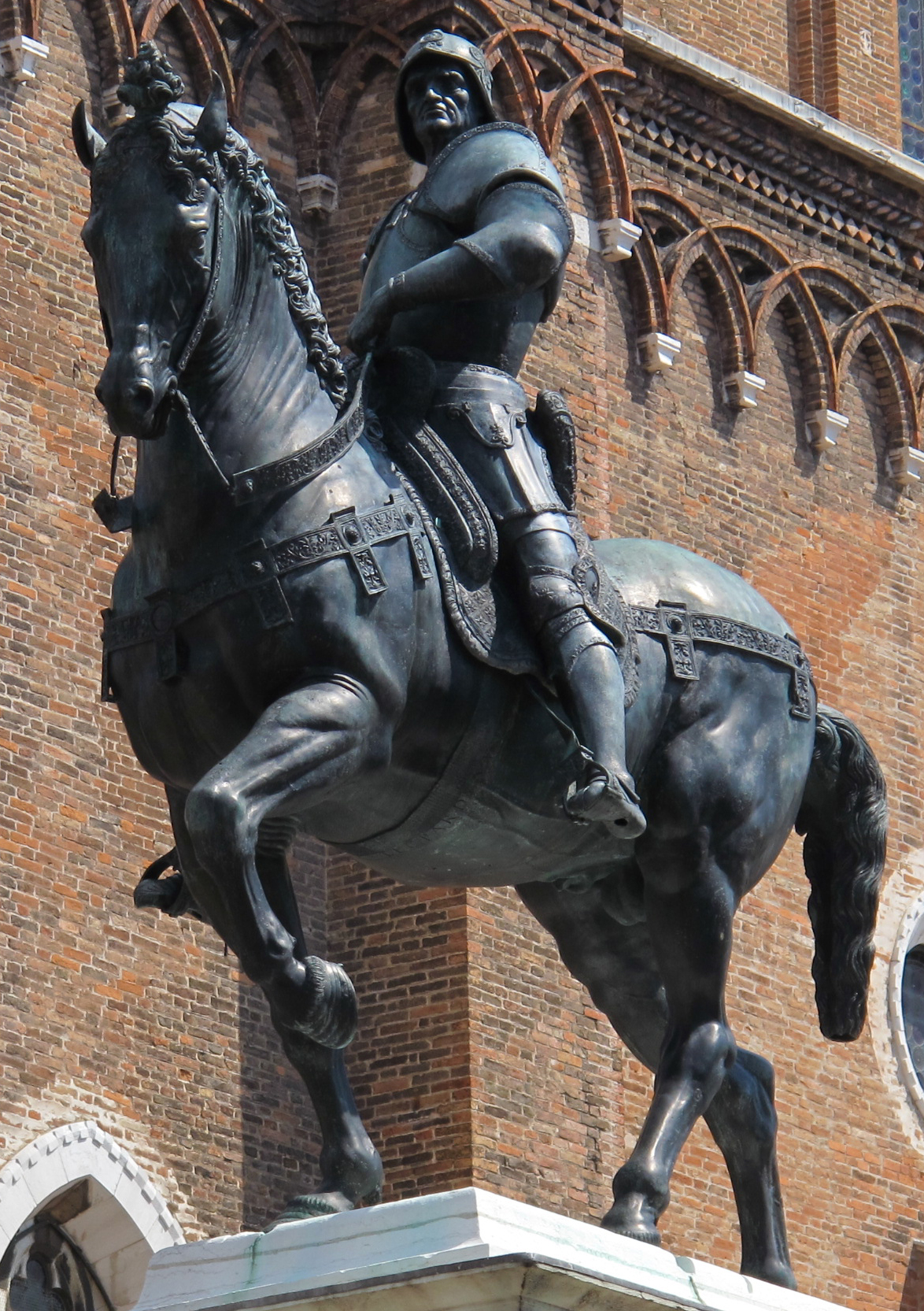45Venezia,_monumento_colleoni_2.jpg