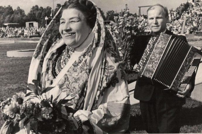 Бриллианты под плитой и 132 шедевра: тайные богатства Лидии Руслановой