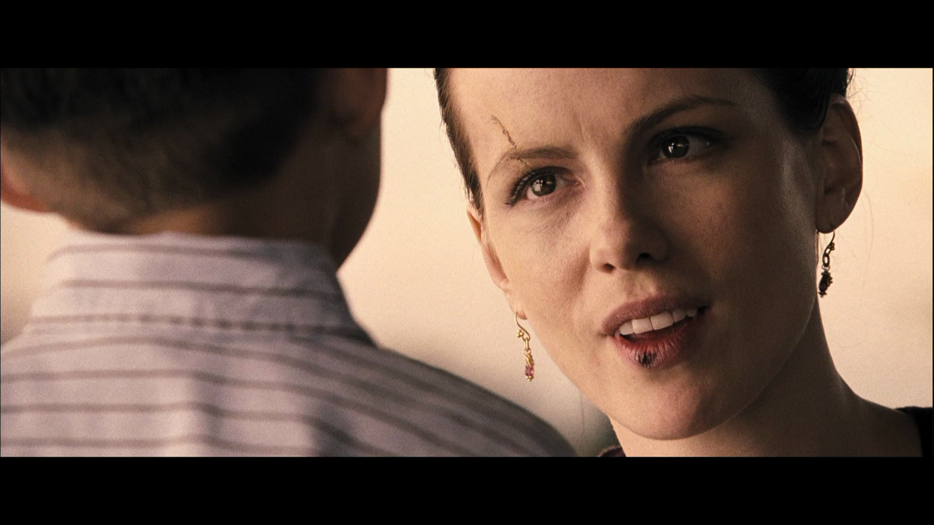 Nothing.But.the.Truth.2008.Ascot.Elite.Home.Entertainment.BDRemux.1080p.mkv_20260418_092830.982.png