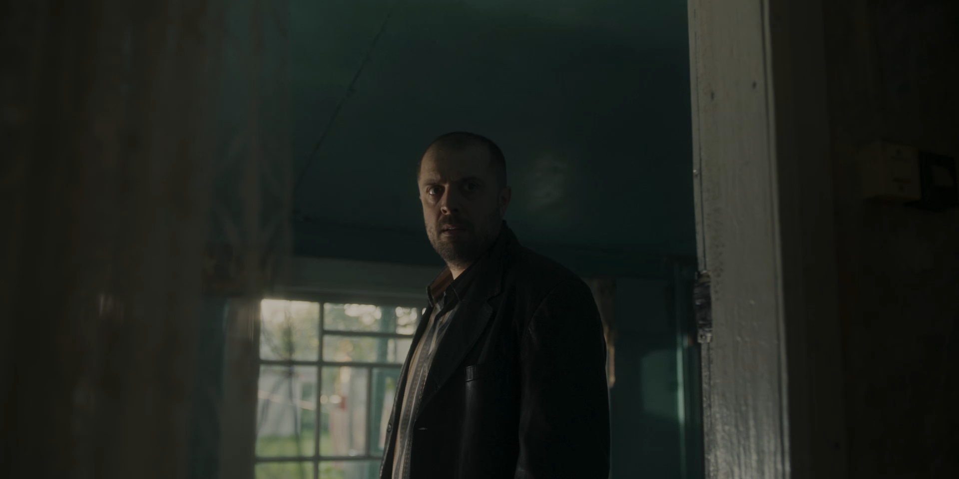 Radar.S01.E01.2026.WEB-DL.1080p.ExKinoRay.mkv_snapshot_45.00.png