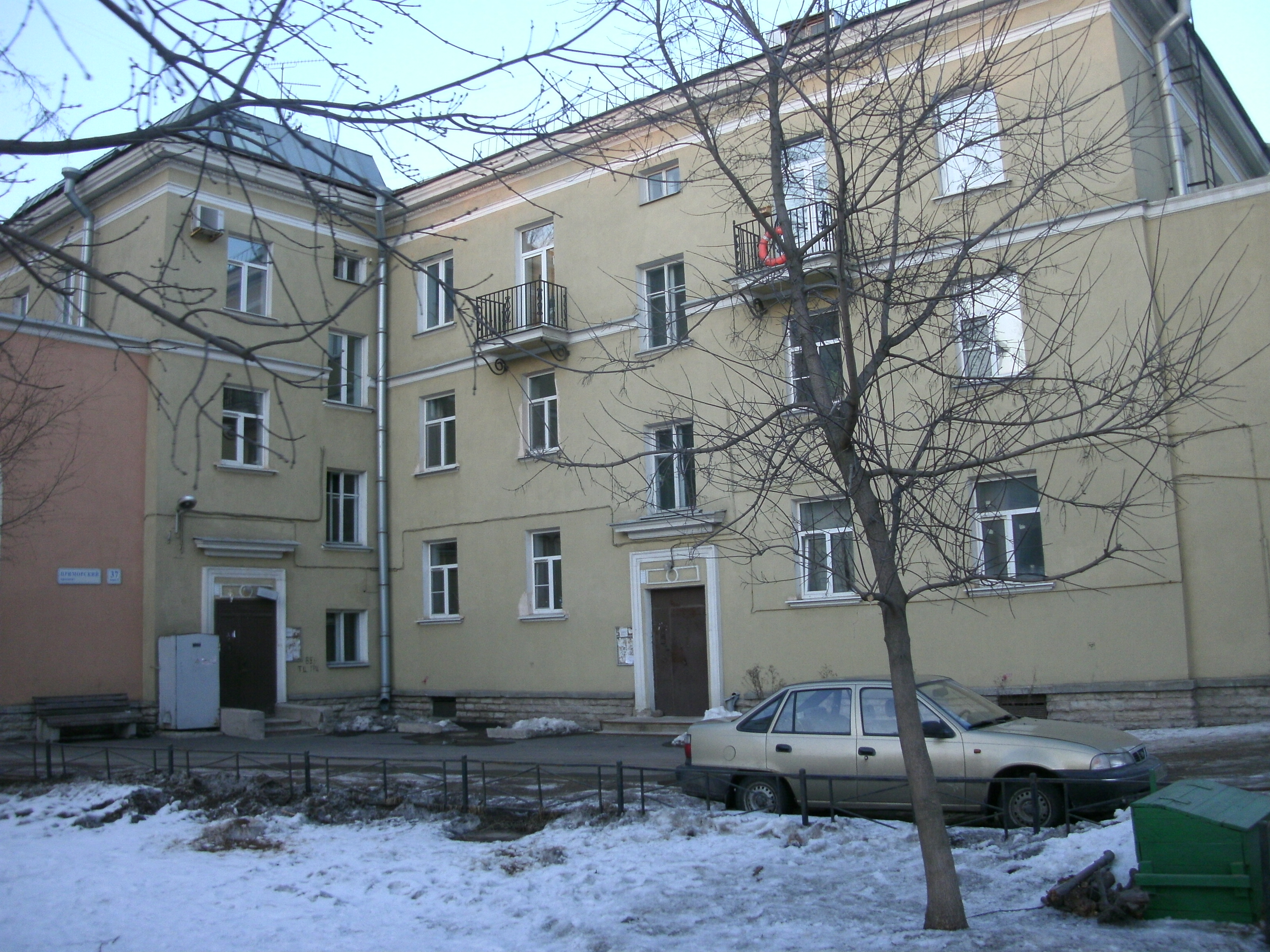 Приморский 37к2_2.JPG
