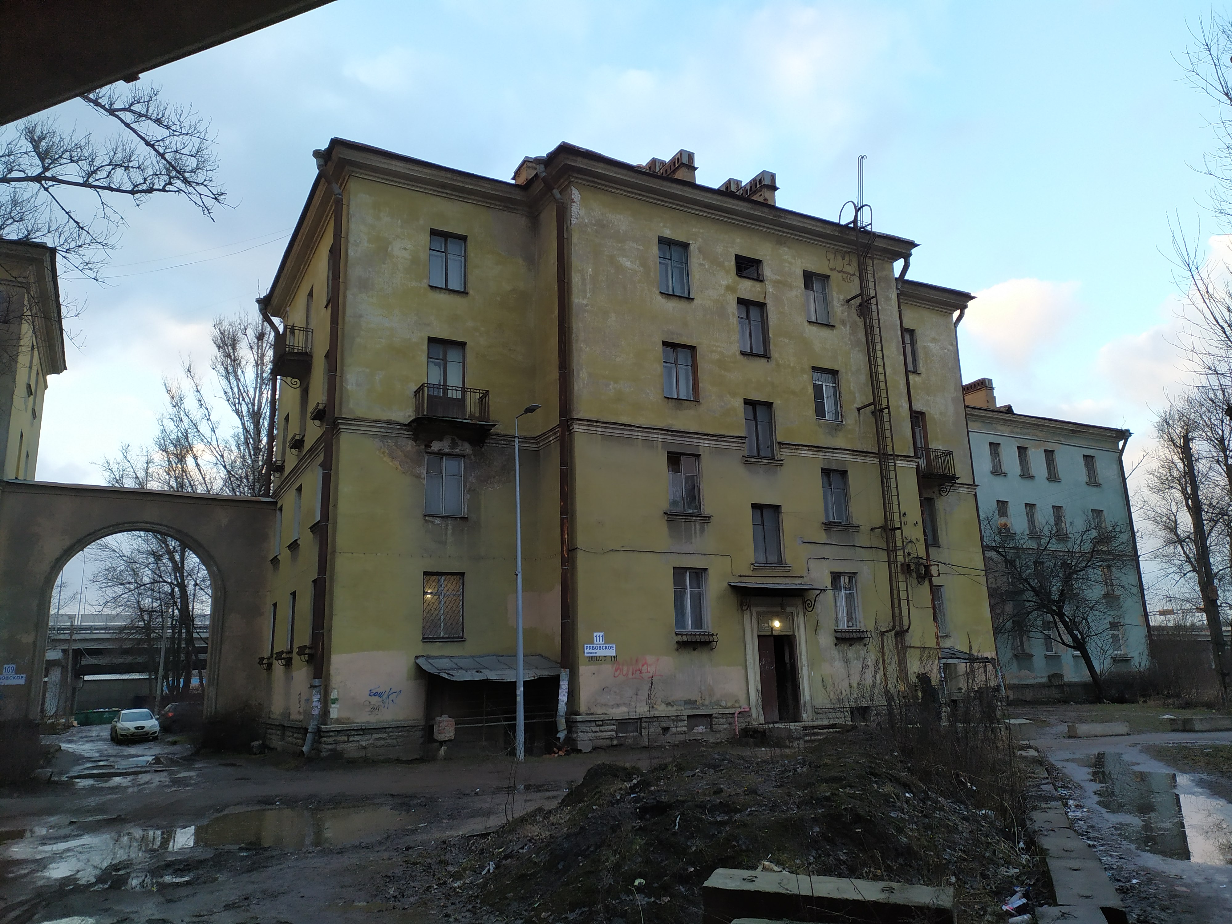 Рябовское шоссе 111_2.JPG