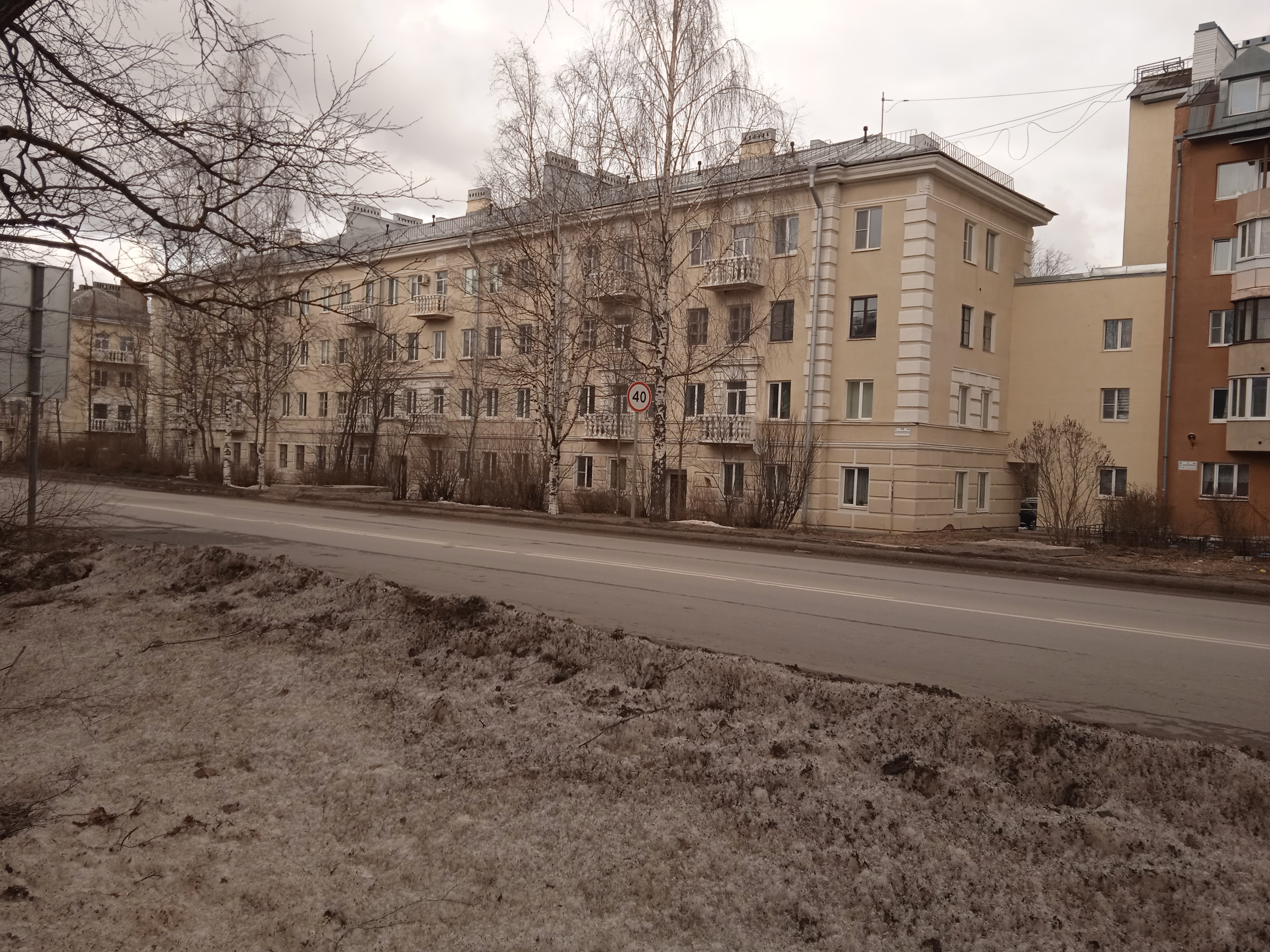 Гатчина, Красноармейский 15.JPG